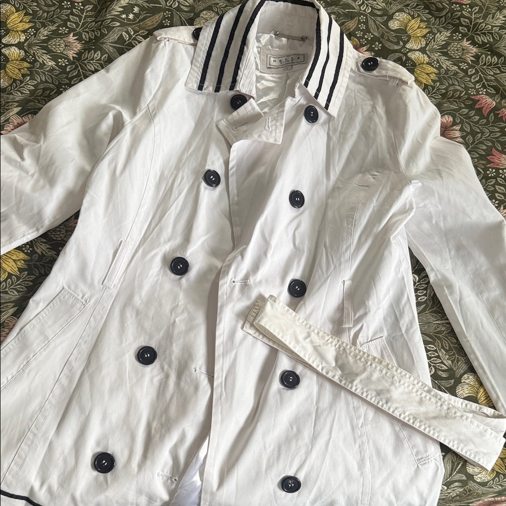 Pelle Studio White Trench with Black Accents L